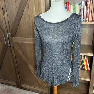 Mix 41 Hawthorn Black Knit Sweater 🪜